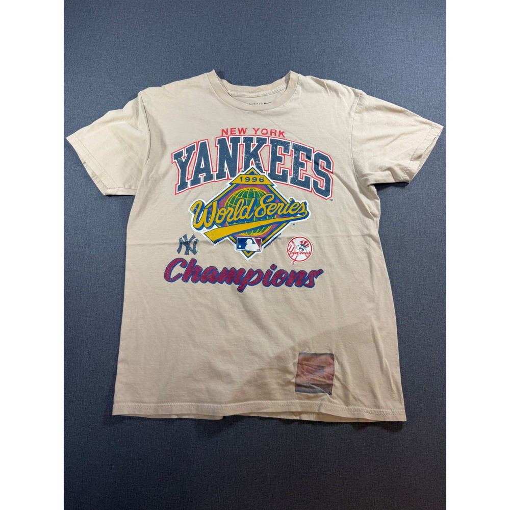 Mitchell & Ness New York Yankees 1996 World Series Champions Tan T-Shirt Mens M